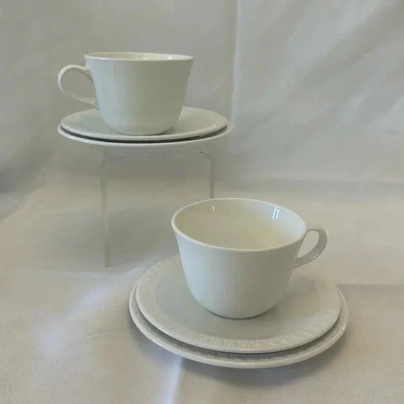 Corningware Other - Corelle Cups Centura Plates by Corning Cup and Plate Set of 6 for 2